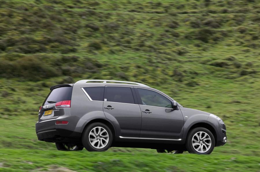  Citroen C-Crosser 2008 года  (фото 15 из 144)